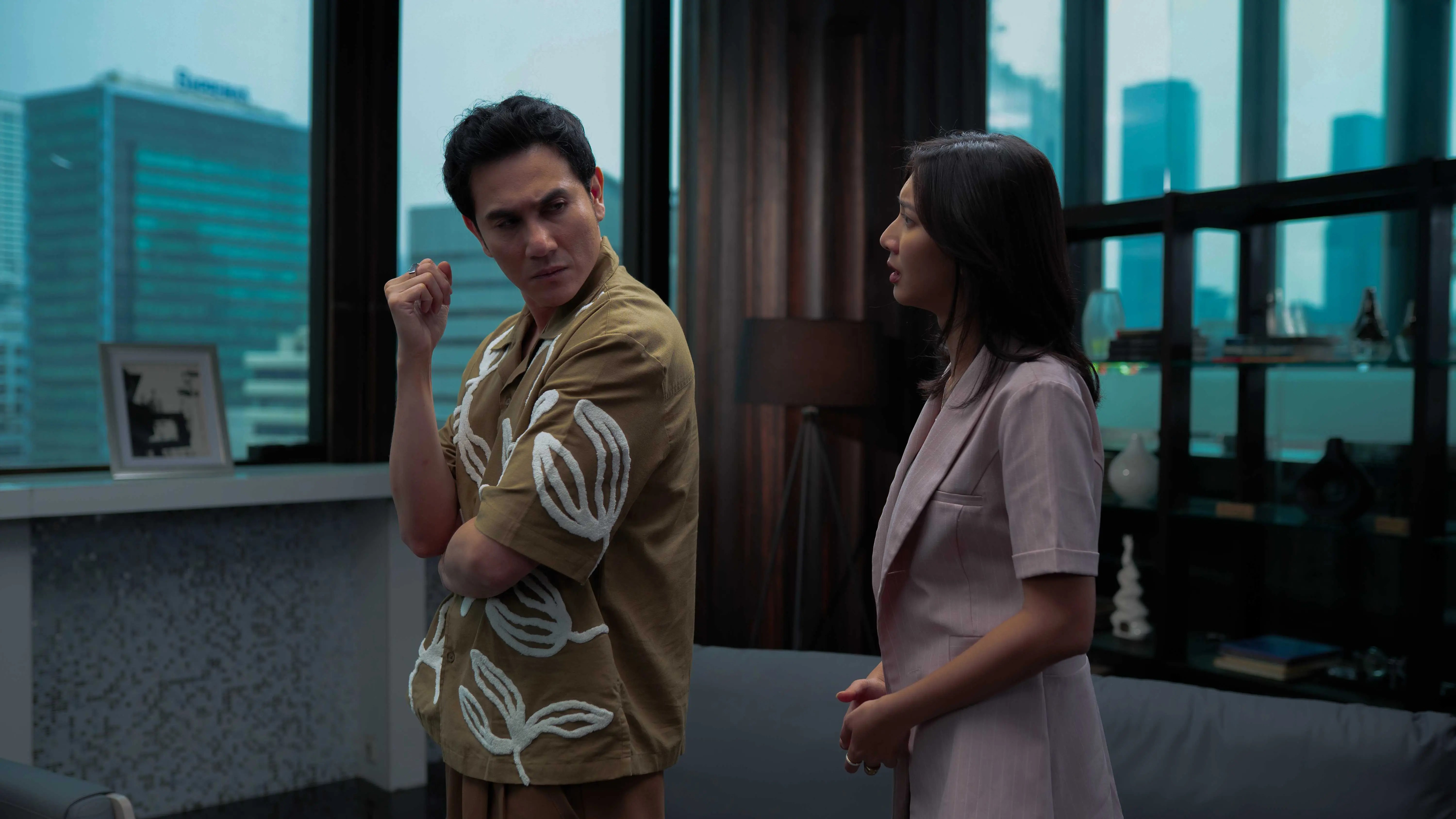 Lost in the Spotlight